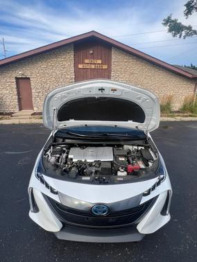 2021 Toyota Prius Prime LE