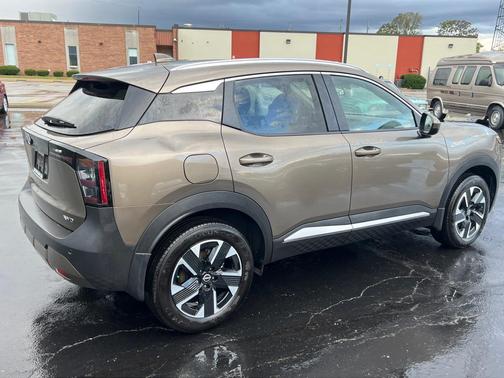 2025 Nissan Kicks SV