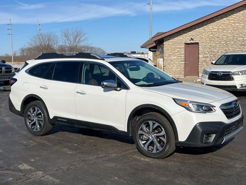 2022 Subaru Outback Touring
