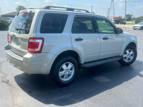 2009 Ford Escape XLT