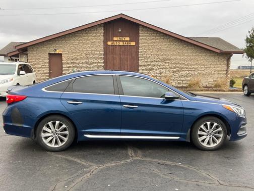 2015 Hyundai SONATA Sport