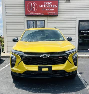 Nitro Yellow Metallic 2024 Chevrolet Trax FWD 2RS