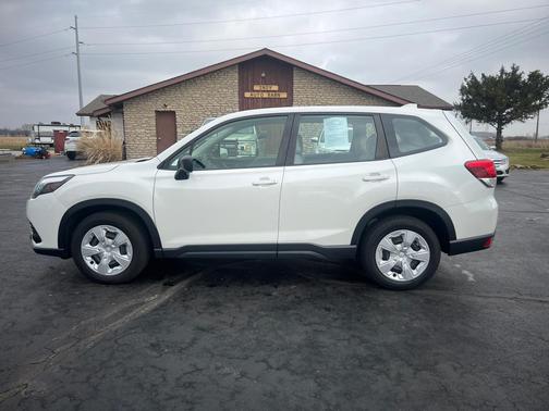 2022 Subaru Forester Base