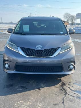 2016 Toyota Sienna SE Premium