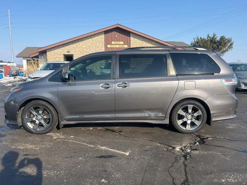 2016 Toyota Sienna SE Premium