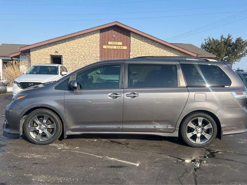 2016 Toyota Sienna SE Premium