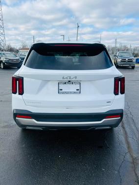 2024 Kia Sorento S