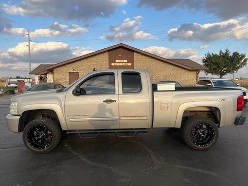 2009 Chevrolet Silverado 1500 LS Extended Cab