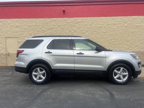 Ingot Silver 2018 Ford Explorer Base
