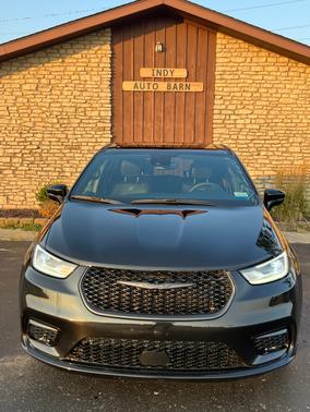 2022 Chrysler Pacifica Hybrid Touring L
