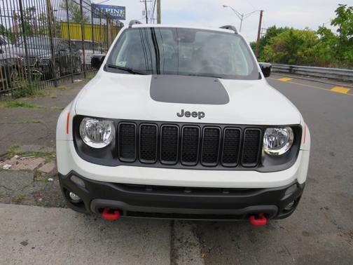 2023 Jeep Renegade Trailhawk