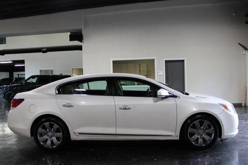White 2010 Buick LaCrosse CXL