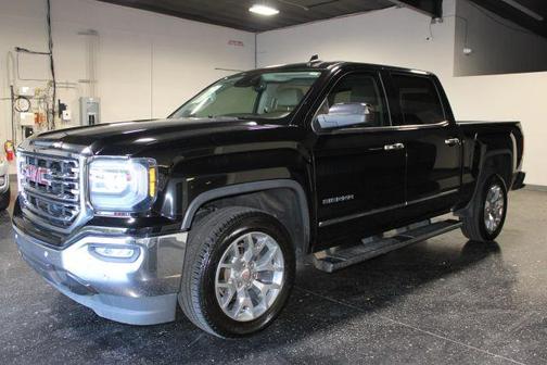 Black 2018 GMC Sierra 1500 SLT