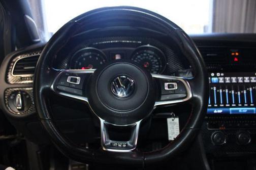 2017 Volkswagen Golf GTI S 4-Door