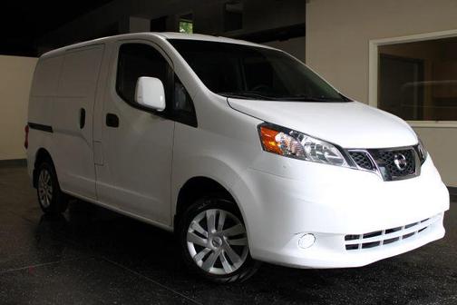 Cloud White 2018 Nissan NV200 SV