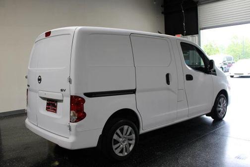 Cloud White 2018 Nissan NV200 SV