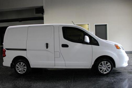 Cloud White 2018 Nissan NV200 SV