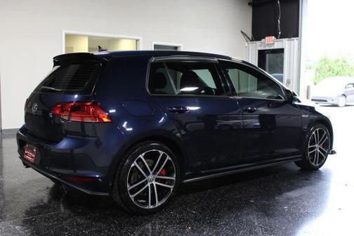 Night Blue Metallic 2017 Volkswagen Golf GTI Sport 4-Door