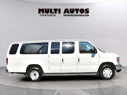 2014 Ford E350 Super Duty XLT