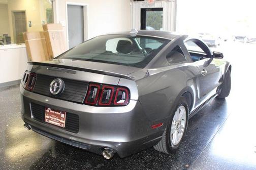 2014 Ford Mustang V6