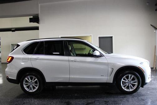 White 2014 BMW X5 xDrive35i