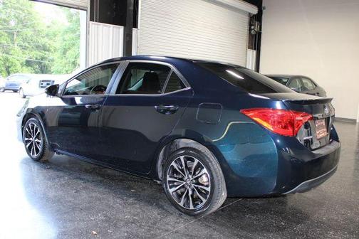 Blue 2017 Toyota Corolla SE