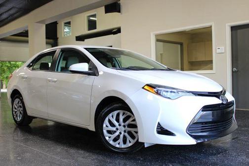 White 2018 Toyota Corolla LE