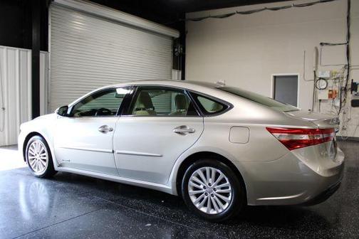 Gold 2015 Toyota Avalon Hybrid Limited