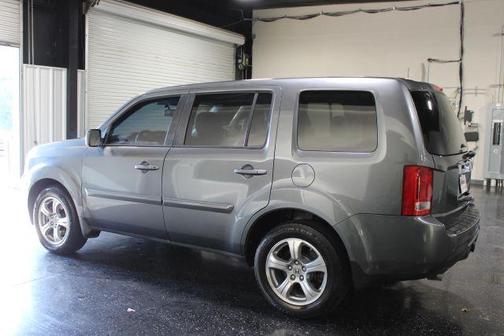 Gray 2013 Honda Pilot EX-L