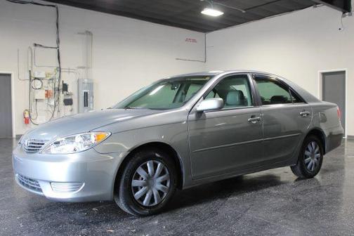 Silver 2006 Toyota Camry LE