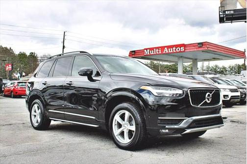2017 Volvo XC90 T5 Momentum
