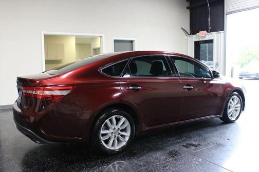 2013 Toyota Avalon XLE