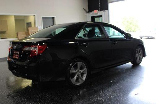 Black 2014 Toyota Camry SE Sport