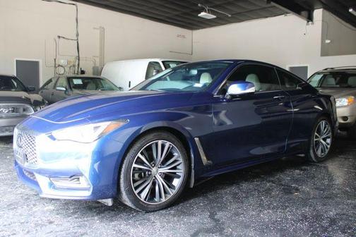 Gray 2017 INFINITI Q60 3.0T Premium