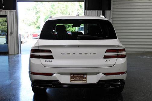 White 2023 Genesis GV80 2.5T