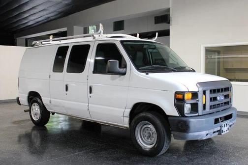 White 2009 Ford E150 Cargo