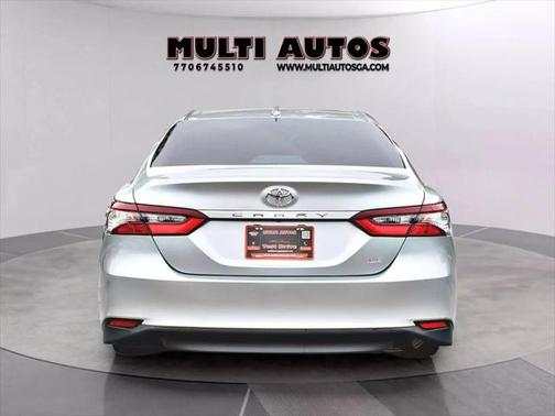 2022 Toyota Camry LE