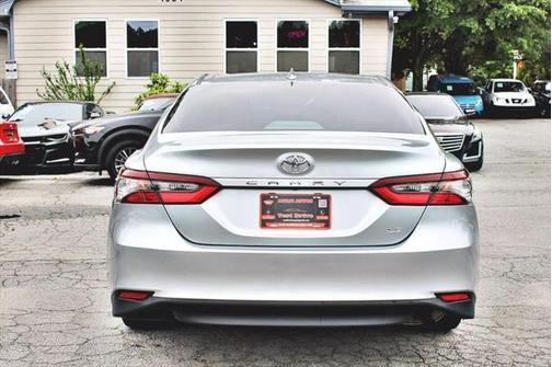 2022 Toyota Camry LE