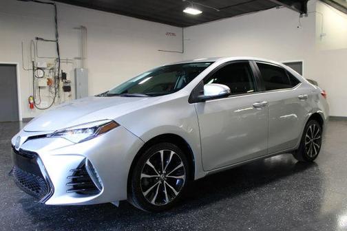 Silver 2018 Toyota Corolla SE