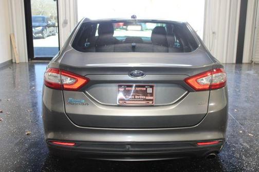 Gray 2014 Ford Fusion SE