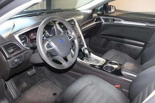 Gray 2014 Ford Fusion SE