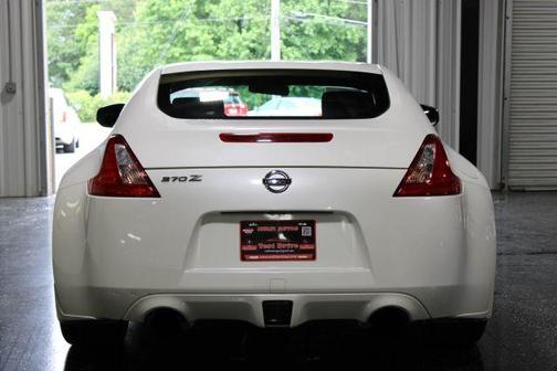 Pearl White 2011 Nissan 370Z Base