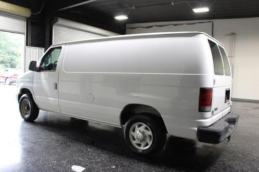 White 2009 Ford E150 Cargo