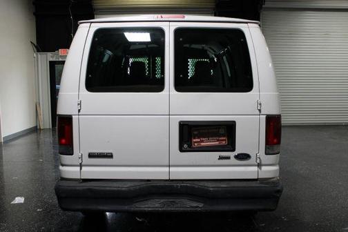 White 2009 Ford E150 Cargo