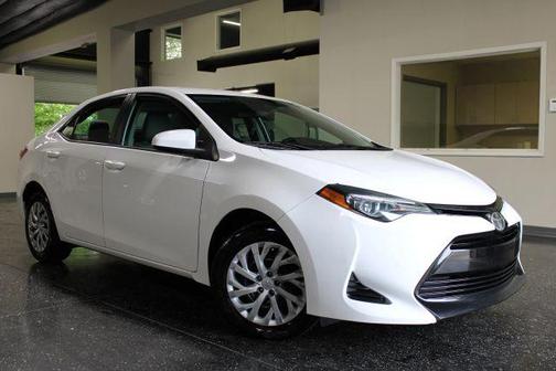 White 2019 Toyota Corolla LE