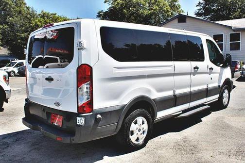 2017 Ford Transit-350 XLT