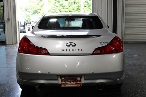 Liquid Platinum 2014 INFINITI Q60 Journey