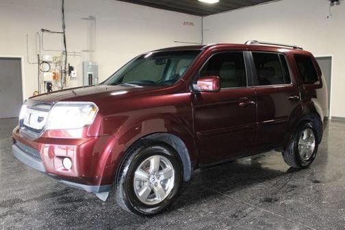 Burgundy 2011 Honda Pilot EX-L