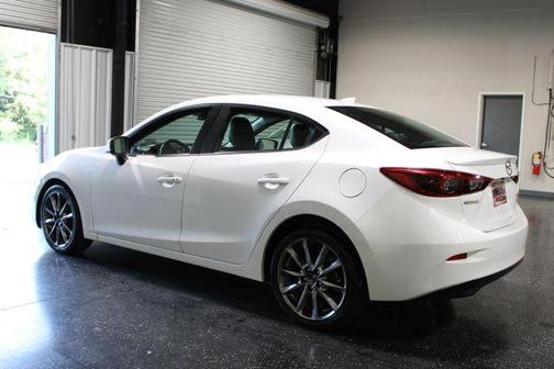 Snowflake White Pearl Metallic 2018 Mazda Mazda3 Grand Touring