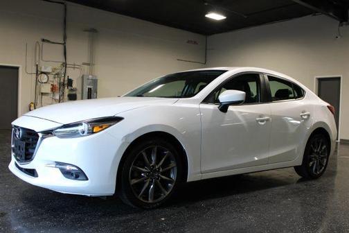 Snowflake White Pearl Metallic 2018 Mazda Mazda3 Grand Touring